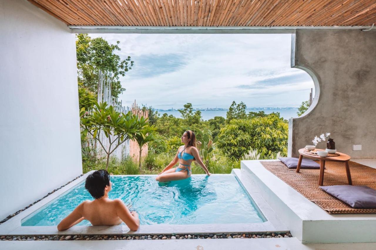 Myth Koh Larn Resort Bar And Bistro Buitenkant foto